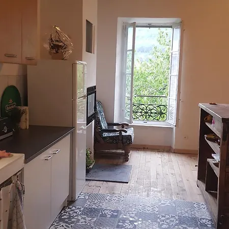 De L'ecole * Saint-Louis-et-Parahou