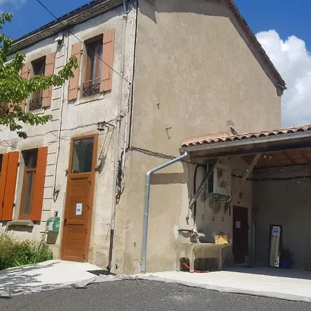 De L'ecole * Saint-Louis-et-Parahou